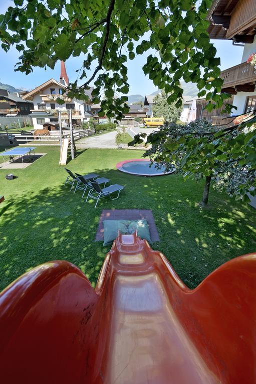 Pension Traube Uderns Buitenkant foto